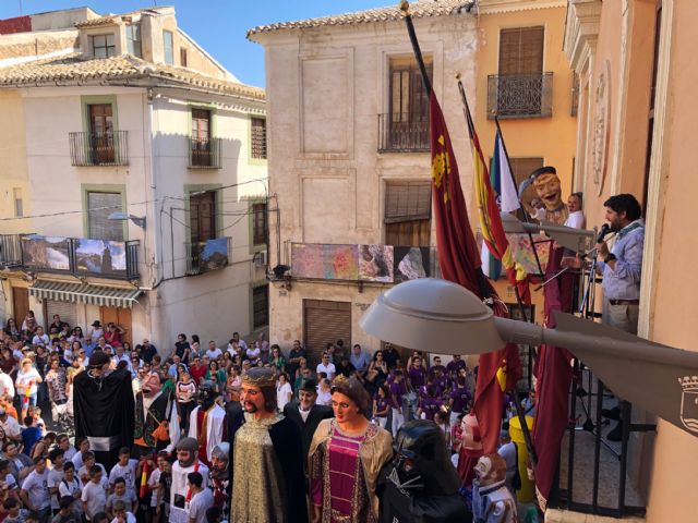 López Miras asiste al XIX Encuentro de Gigantes y Cabezudos ´Villa de Abarán´ - 3, Foto 3
