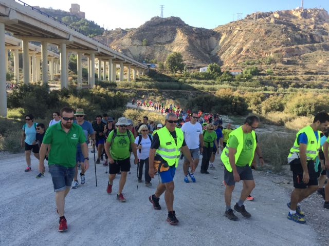 Más de 650 senderista caminan hasta el Cejo de los Enamorados con los Juegos Deportivos del Guadalentín - 2, Foto 2