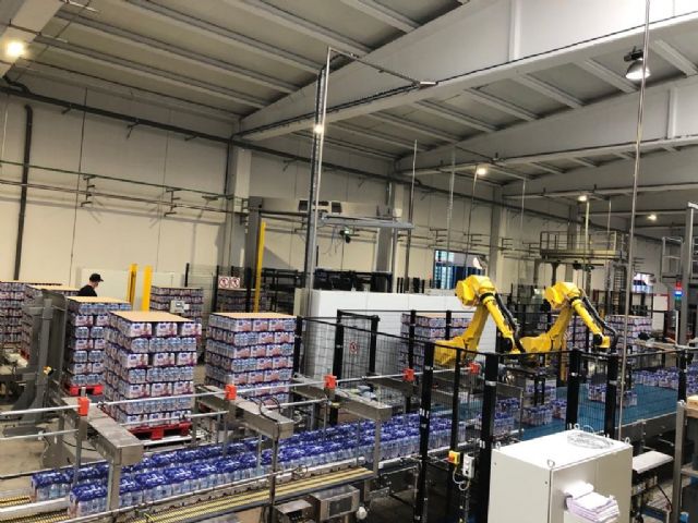 Aquadeus invierte 10 millones de euros en una nueva lnea de envasado multiformato, Foto 1