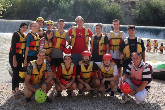 Los jóvenes torreños se divierten en el río Segura con una jornada gratuita de rafting - 5, Foto 5