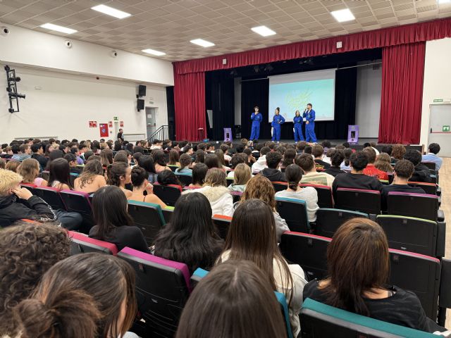 Arranca la tercera edición de Cazacracks, el evento que muestra a los alumnos de Madrid las salidas formativas y profesionales del sector del videojuego - 2, Foto 2