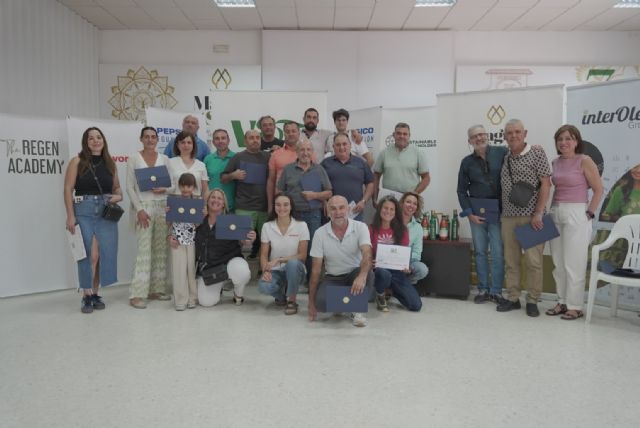 La Fundación PepsiCo concede las primeras becas de su programa VivaOliva a pequeños productores de Jaén - 1, Foto 1