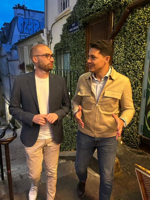 Juan Andrés Torres, Secretario General del PSOE de Águilas mantiene un encuentro con el Secretario General del PSOE de París, Pedro Iniesta, en la capital francesa - 3, Foto 3