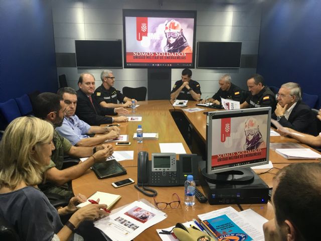 El director general de Seguridad Ciudadana se reúne con el teniente coronel de la Unidad Militar de Emergencias - 1, Foto 1