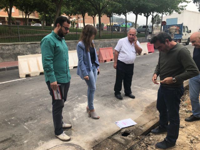 Infraestructuras renueva la acera de una calle de Los Garres para hacerla más accesible - 3, Foto 3