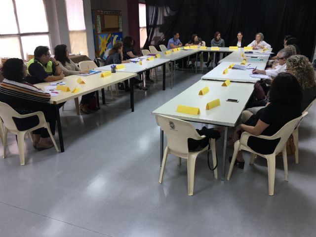 El Obispado cede al Ayuntamiento la plaza frente a la iglesia de Pozo Aledo - 1, Foto 1