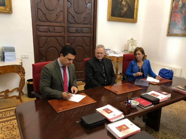 El Obispado cede al Ayuntamiento la plaza frente a la iglesia de Pozo Aledo - 3, Foto 3