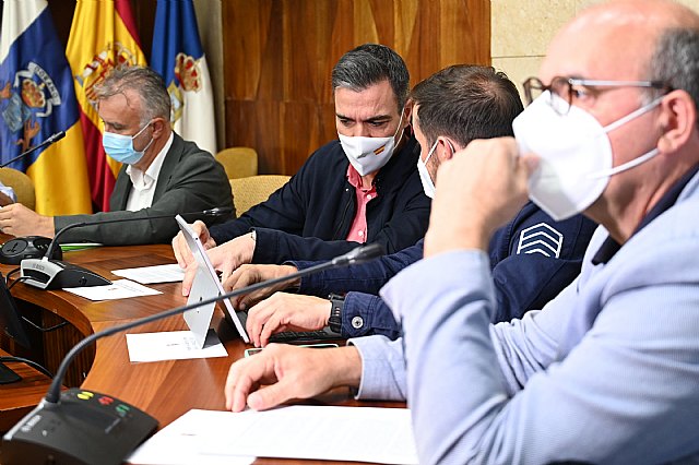 Pedro Sánchez anuncia una modificación del Fondo de Contingencia para acelerar la llegada de las ayudas aprobadas a La Palma - 2, Foto 2