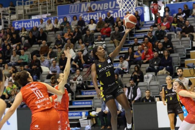 Hozono Global Jairis ve esfumarse la tercera victoria en los últimos segundos (56-55) - 1, Foto 1