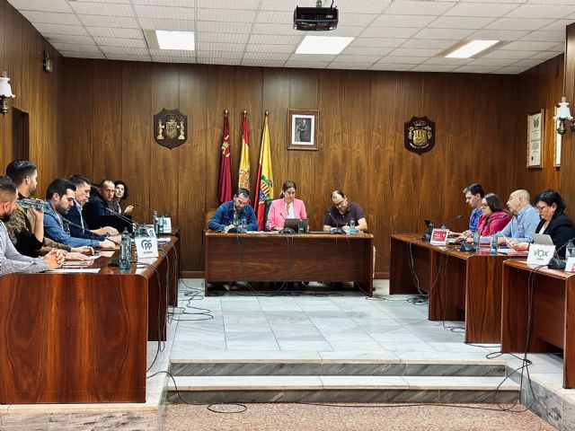 Tras 12 años congelando y bajando los impuestos municipales, el pleno municipal aprueba unas modificaciones de tasas municipales - 1, Foto 1