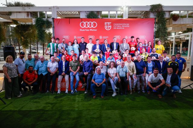 La FFRM y Audi Huertas Motor presentan el balón para la temporada 25/26 - 1, Foto 1