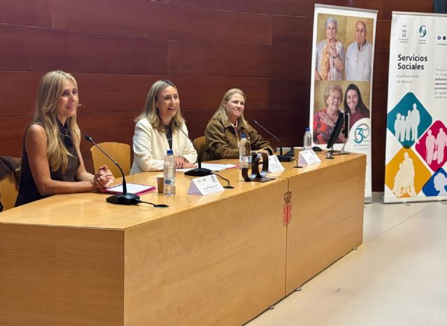 Murcia celebra los 30 años del servicio municipal de Teleasistencia poniendo rostro y voz a los usuarios y profesionales que hacen posible el programa - 3, Foto 3