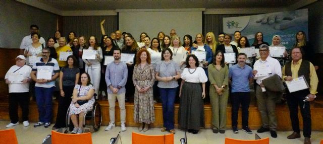 Cincuenta desempleados de difícil inserción de  Murcia mejoran sus oportunidades de empleo tras completar un proyecto integral del SEF - 1, Foto 1