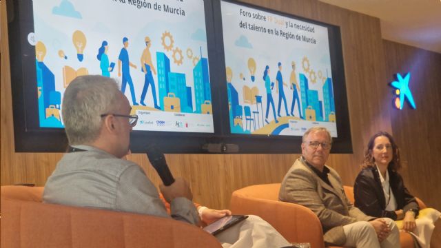 CaixaBank y CROEM impulsan en Murcia el ´Foro sobre FP Dual y la necesidad del talento´ para reforzar la conexión entre educación y empresa - 5, Foto 5