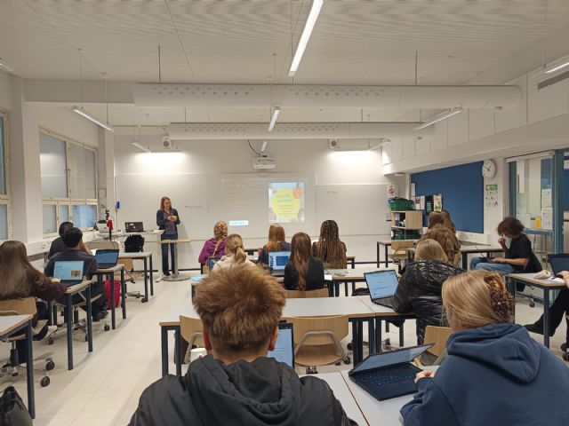 Dos profesores del IES Rey Carlos III Águilas realizan un “job shadowing” en un centro de Helsinki - 3, Foto 3