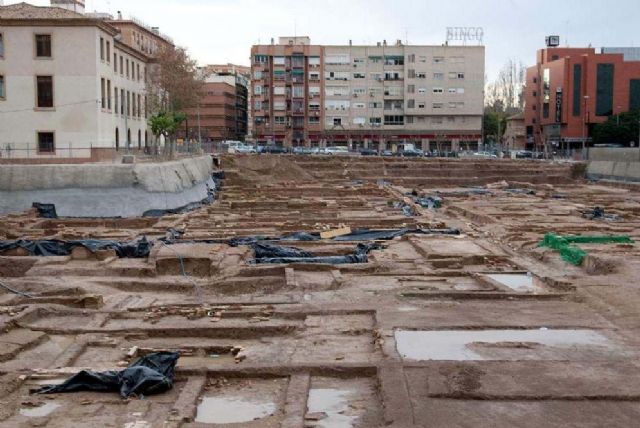 El PSOE pide la paralización de las actuaciones 'improvisadas' en el entorno del yacimiento de San Esteban hasta que no esté listo el Plan Director - 1, Foto 1