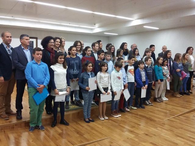 Torre-Pacheco Ciudad Amiga de la Infancia celebra el Día de los Derechos del Niño con el primer Pleno del Consejo Municipal de la Infancia y Adolescencia del curso escolar 2016-2017 - 2, Foto 2