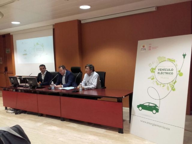 La Mesa de Trabajo del vehículo eléctrico echa a andar - 2, Foto 2