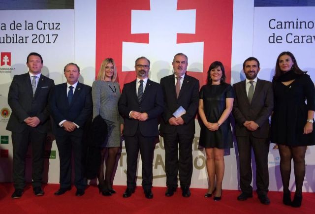 Tovar reitera en Madrid su apoyo a Caravaca y reivindica las necesarias mejoras en infraestructuras de cara al Año Jubilar - 1, Foto 1