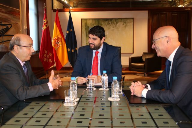 Fernando López Miras se reúne con el fundador del Grupo Industrial MTorres y presidente de la Fundación Isaac Peral - 2, Foto 2