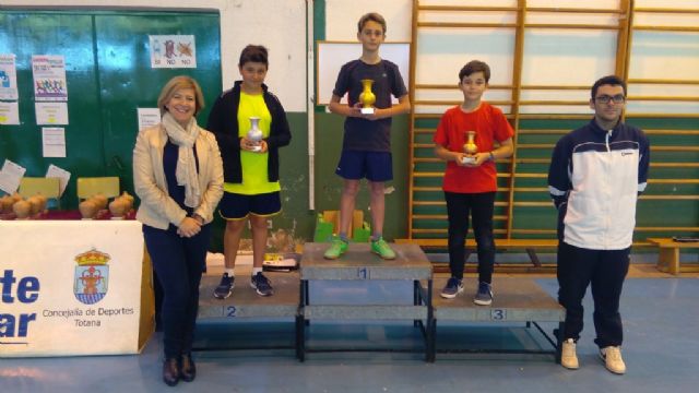 La Fase Local de Bádminton de Deporte Escolar cuenta con la participación de 64 escolares de los diferentes centros de enseñanza, Foto 6