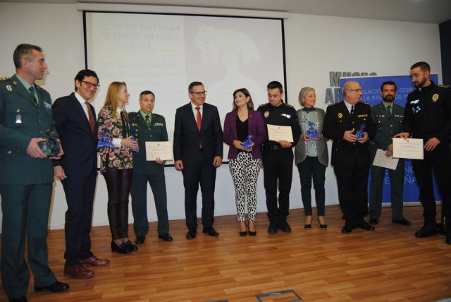 Conesa ofrece a las vctimas de violencia de gnero todo su apoyo personal e institucional, Foto 2