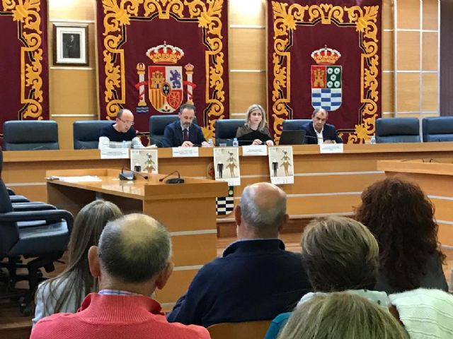 Una treintena de entidades, colectivos y empresas participan en la II Feria de Economía Social y Solidaria en Molina de Segura - 1, Foto 1