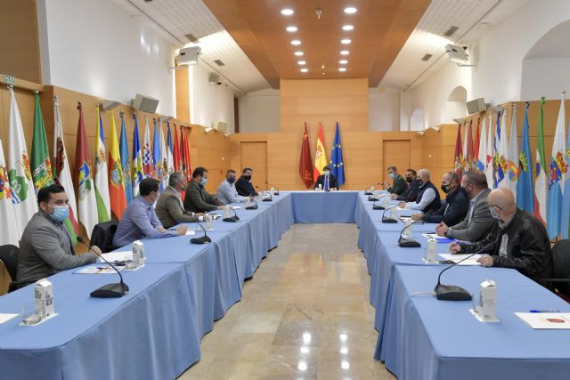 El Gobierno regional denuncia que el Gobierno central deja vendidos a policías y guardias civiles con la reforma legal anunciada - 1, Foto 1