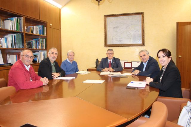 El presidente de la CHS mantiene una reunión de trabajo con la alcaldesa de Bullas - 1, Foto 1