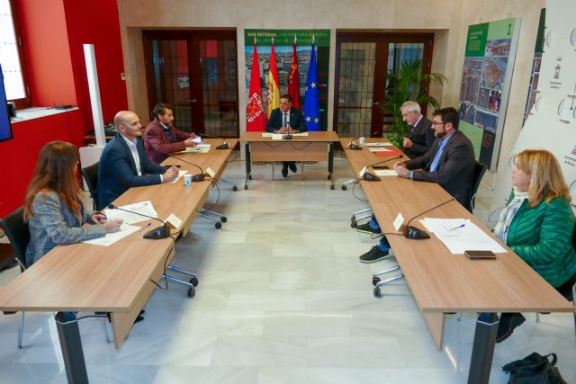 El alcalde Serrano propone entregar la Medalla de Oro de la ciudad al ciclista Alejandro Valverde, a la Plataforma Pro-Soterramiento, al Banco de Alimentos del Segura, a la Federación de Salud Mental y a ILP Mar Menor - 1, Foto 1