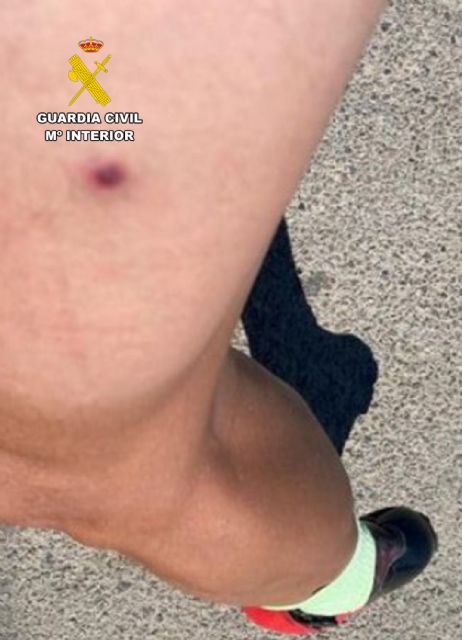 La Guardia Civil investiga a tres jóvenes por disparar a ciclistas en el Puerto del Garruchal - 5, Foto 5