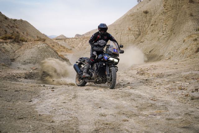 Harley-Davidson y Joan Pedrero forman equipo en la Africa Eco Race - 2, Foto 2