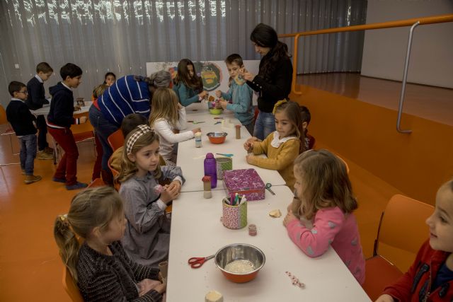 El Batel programa por Navidad talleres infantiles de ritmo y manualidades - 1, Foto 1