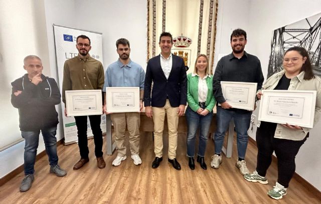 El Ayuntamiento de Blanca entrega los premios del concurso de proyectos de arquitectura para rehabilitar el Centro IDOL en el marco del proyecto europeo LIFE - 1, Foto 1