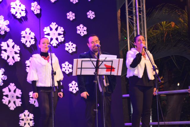 Papá Noel es recibido por los niños aguileños - 3, Foto 3