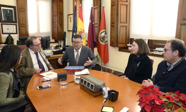 El profesor de la UMU Juan Cuello dona 20.000 euros para becas a jóvenes de excelencia y sin recursos - 3, Foto 3