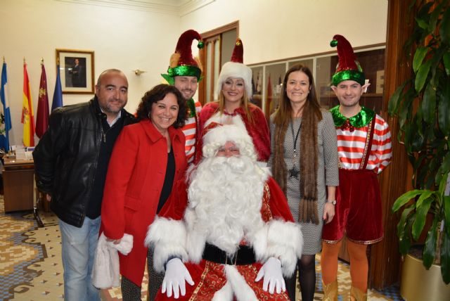 Cientos de niños reciben en Águilas a Papá Noel - 2, Foto 2