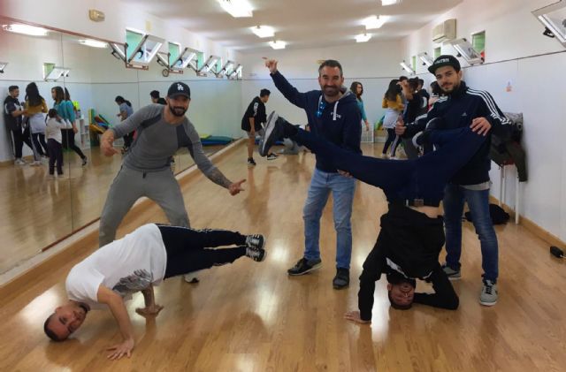 Los jóvenes torreños aprenden a bailar breakdance - 2, Foto 2