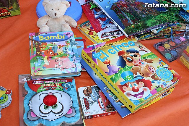 Totana Basket organizó la Campaña Solidaria Nadidad 2018 - I Recogida de Juguetes, Foto 4