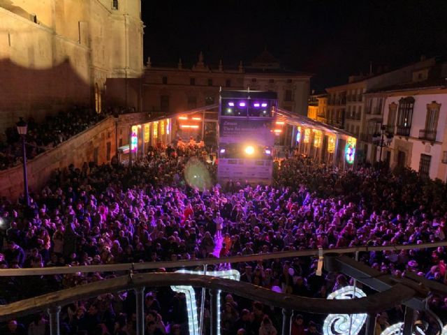 Miles de personas disfrutan durante el primer fin de semana del Vídeo Mapping Lorca vive la Navidad - 1, Foto 1
