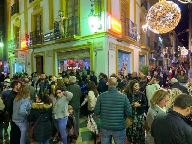 Miles de personas disfrutan durante el primer fin de semana del Vídeo Mapping Lorca vive la Navidad - 3, Foto 3