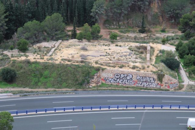 Huermur denuncia el grave deterioro de los castillos del Puerto de la Cadena - 1, Foto 1