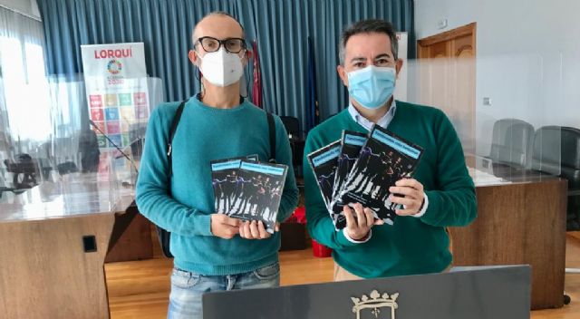 El Ayuntamiento de Lorquí colabora en la edición de un libro para la inclusión de personas con discapacidad intelectual a través del teatro - 1, Foto 1