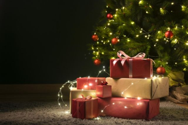 Papá Noel y los Reyes Magos podrán saltarse el toque de queda para traer regalos y magia a los hogares cartageneros esta Navidad - 1, Foto 1