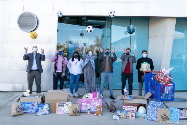 Recogidos más de 1.000 juguetes en la Campaña del Ayuntamiento - 1, Foto 1