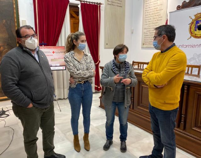 El Ayuntamiento de Lorca colabora en la iniciativa 'Olla Gitana Solidaria' puesta en marcha por Hostelor a beneficio de las familias más necesitadas a las que llegará a través de Cruz Roja - 2, Foto 2
