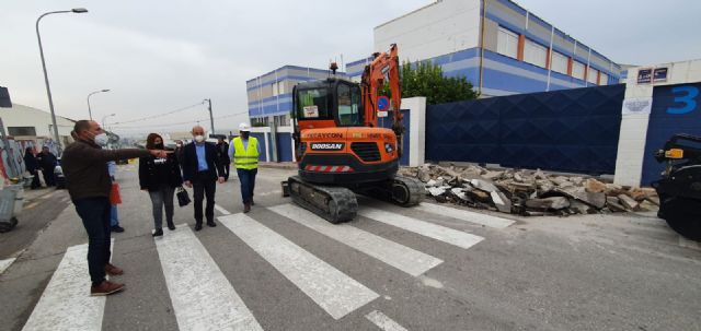 El Ayuntamiento de Molina de Segura lleva a cabo diversas actuaciones de mejora de accesibilidad peatonal, seguridad vial, redes de saneamiento y reparación de daños ocasionados por la DANA de 2019 - 3, Foto 3