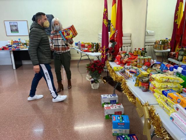 Nonduermas celebra una recogida de alimentos solidaria para ayudar a las familias desfavorecidas - 1, Foto 1