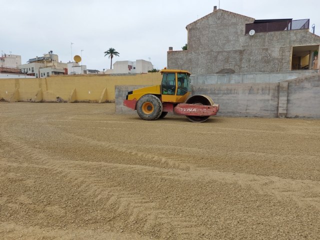 El lunes se abre de forma oficial el nuevo aparcamiento disuasorio gratuito de la avenida de Lorca, Foto 2
