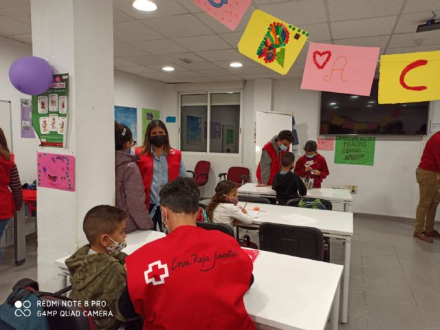 Amazon dona 25.000 euros a Cruz Roja para la atención de infancia vulnerable en el municipio de Murcia - 2, Foto 2